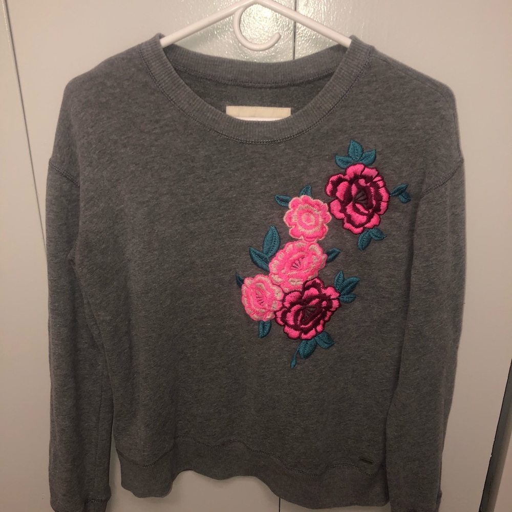 grey sweater from Hollister